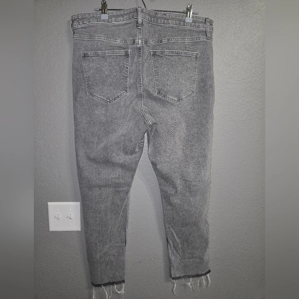 Gap Vintage Slim Sky High Grey Jeans Size 18